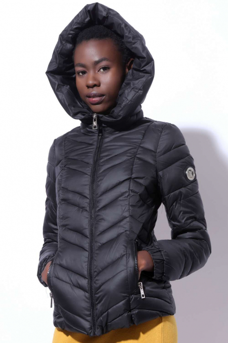  AMNESIA Zipper hooded short jacket