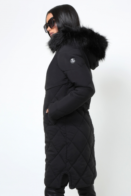 AMNESIA Rombusz steppelt szőrmés kapucnis kabát fekete-1